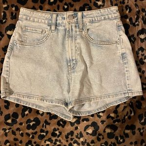 Mom Jean shorts